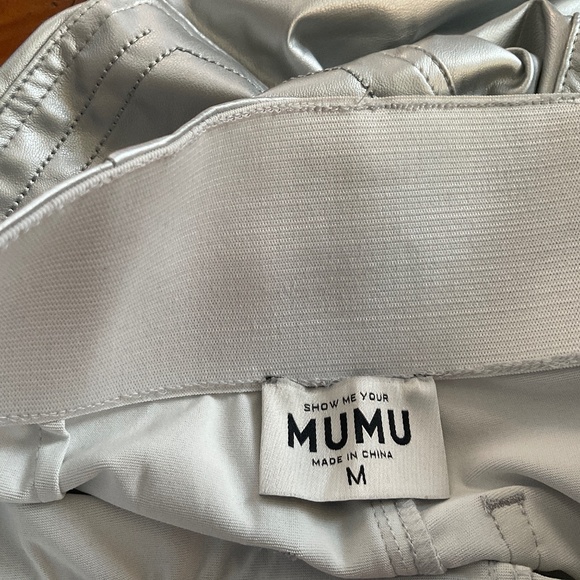 Show Me Your Mumu Silver Nashville Pull On Flares Faux Leather Size Medium - Picture 9 of 13